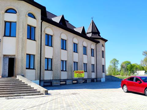 комерційна за адресою Центральна вул. (1 Травня), 80