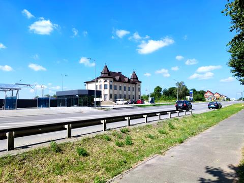 комерційна за адресою Центральна вул. (1 Травня), 80