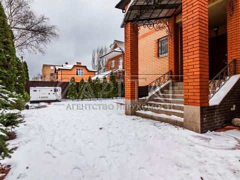 будинок за адресою Київ, Тодося Осьмачки вул. (Горького)
