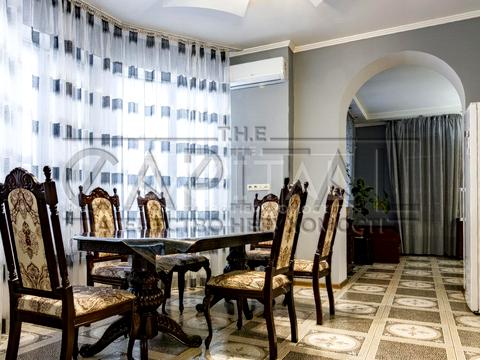 будинок за адресою Київ, Тодося Осьмачки вул. (Горького)