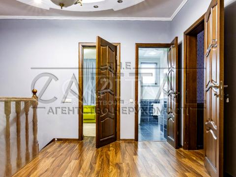 будинок за адресою Київ, Тодося Осьмачки вул. (Горького)