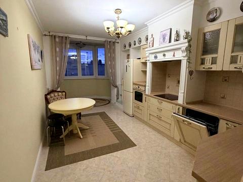 квартира за адресою Героїв Майдану вул. (Червоноармійська), 55