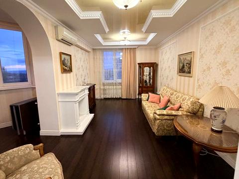 квартира за адресою Героїв Майдану вул. (Червоноармійська), 55