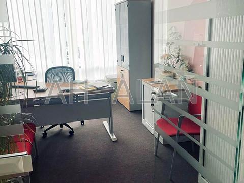 коммерческая по адресу Нововокзальная ул., 2