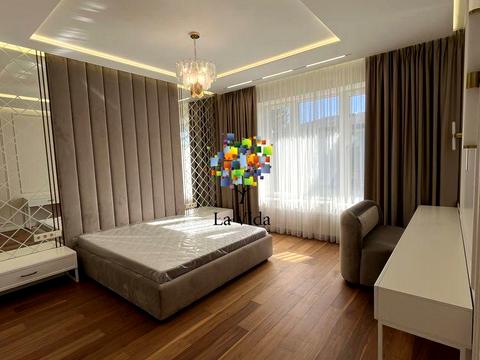 будинок за адресою Кар'єрна вул.