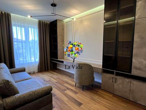 будинок за адресою Кар'єрна вул.