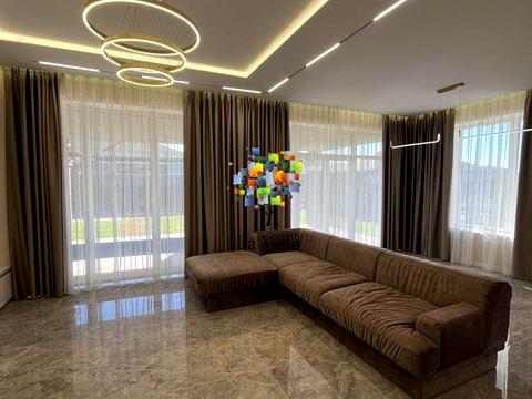 будинок за адресою Кар'єрна вул.