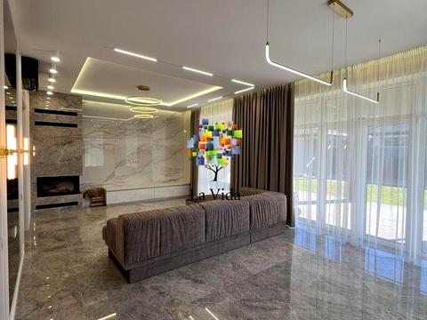 будинок за адресою Кар'єрна вул.