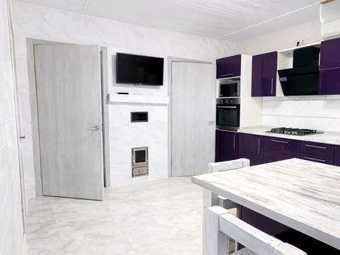 дом по адресу с. Хотяновка, Валовая ул., 11