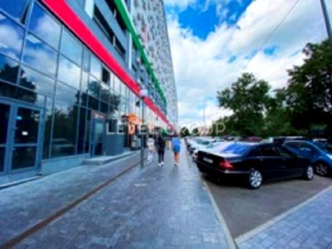 комерційна за адресою Київ, Машинобудівна вул., 39/41