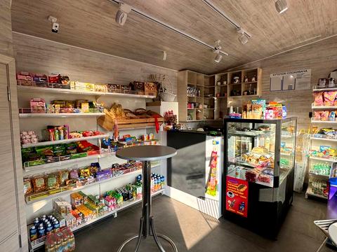 комерційна за адресою Чернівці, Незалежності просп., 86-А