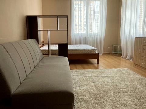 квартира за адресою Володимира Івасюка просп. (Героїв Сталінграду), 8