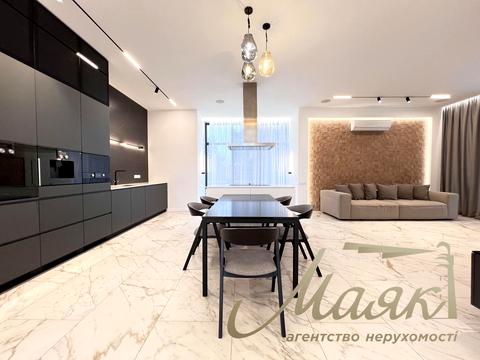 будинок за адресою Київ, Абрикосова вул.