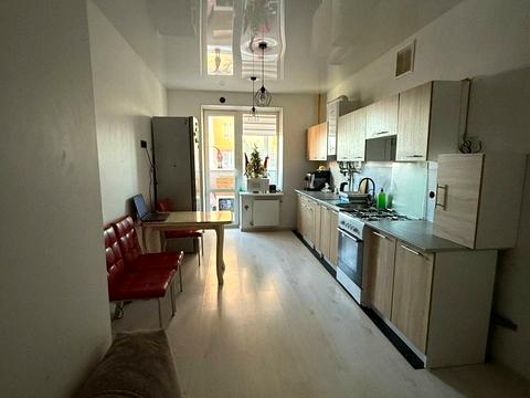 квартира за адресою Бишівська вул., 14-14А