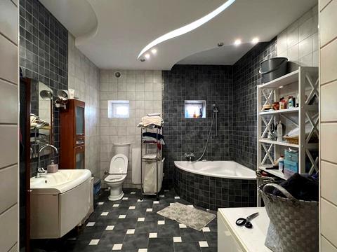 будинок за адресою Високовольтна вул., 21