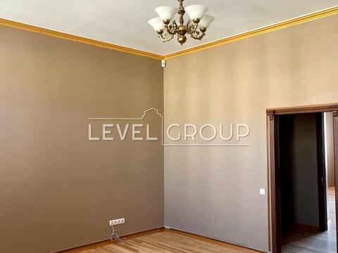 комерційна за адресою Шота Руставелі вул., 23