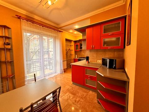 квартира по адресу Гетьмана Дорошенко ул. (Жовтневая), 71