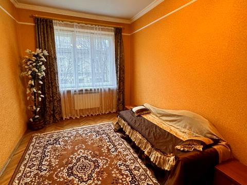 квартира по адресу Гетьмана Дорошенко ул. (Жовтневая), 71