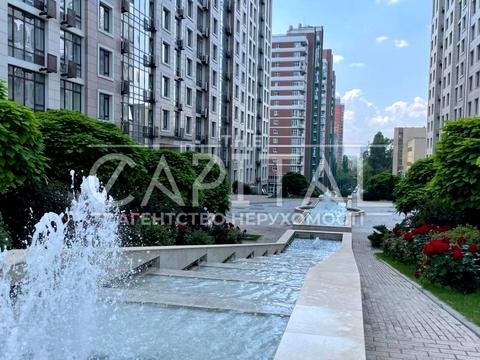 паркомісце за адресою Саперне Поле вул., 3