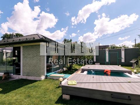 будинок за адресою Яблунева вул.