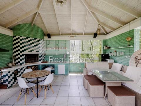 будинок за адресою Яблунева вул.