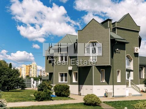 будинок за адресою Яблунева вул.