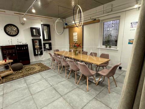 комерційна за адресою Михайла Максимовича вул. (Онуфрія Трутенка), 26-В