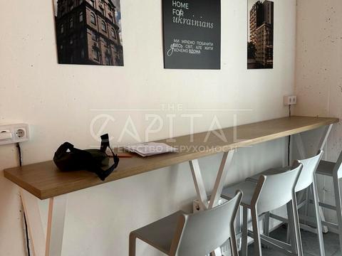 комерційна за адресою Михайла Максимовича вул. (Онуфрія Трутенка), 26-В