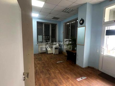 комерційна за адресою Сім'ї Стешенків вул. (Тимофія Строкача), 3