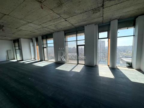 коммерческая по адресу Антоновича ул. (Горького), 118