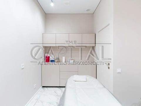 комерційна за адресою Київ, Василя Тютюнника вул. (Анрі Барбюса), 28-А