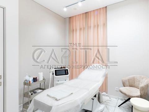 комерційна за адресою Київ, Василя Тютюнника вул. (Анрі Барбюса), 28-А