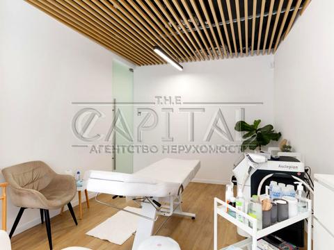 комерційна за адресою Київ, Василя Тютюнника вул. (Анрі Барбюса), 28-А