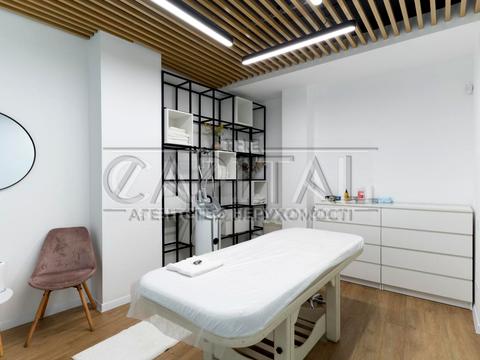 комерційна за адресою Київ, Василя Тютюнника вул. (Анрі Барбюса), 28-А