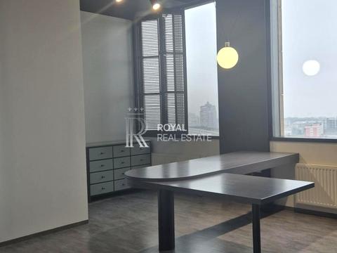 коммерческая по адресу Князей Острожских ул. (Московська), 32/2