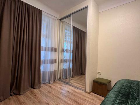 квартира за адресою 128-ї Бригади Тероборони вул. (Курчатова), 4