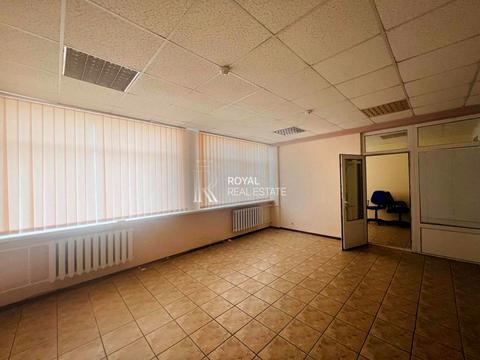 комерційна за адресою Новокостянтинівська вул., 7