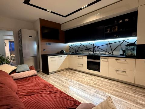 квартира по адресу Ивана Пулюя ул., 40/15