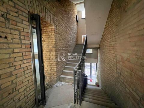 коммерческая по адресу Прорезная ул., 11