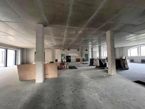 комерційна за адресою Прорізна вул., 9