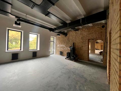 комерційна за адресою Прорізна вул., 9