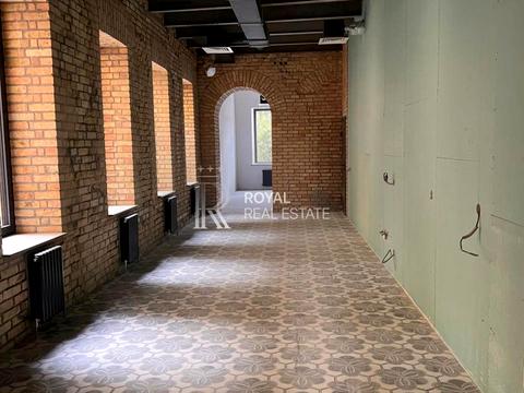 комерційна за адресою Прорізна вул., 9