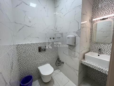 коммерческая по адресу Жилянская ул., 68