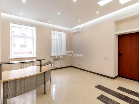 коммерческая по адресу Гончара Олеся, 1