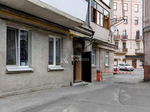 коммерческая по адресу Гончара Олеся, 1