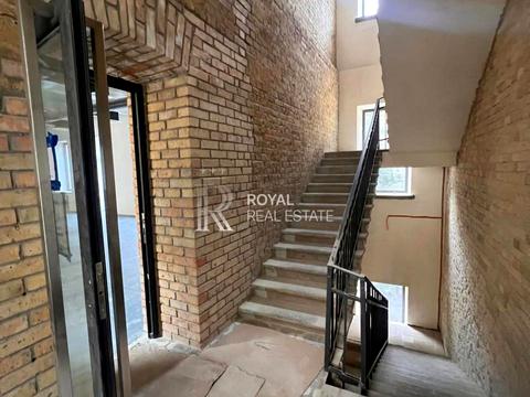 коммерческая по адресу Прорезная ул., 9