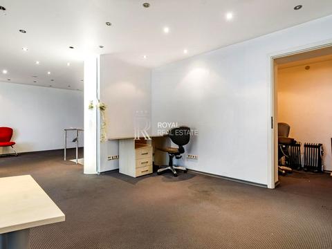 комерційна за адресою Левка Лук'яненка вул. (Маршала Тимошенка), 29