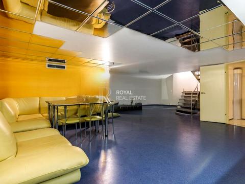 комерційна за адресою Левка Лук'яненка вул. (Маршала Тимошенка), 29