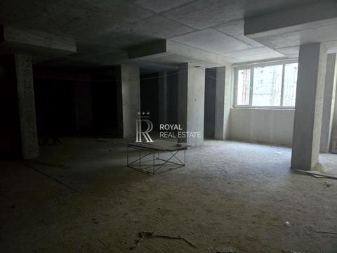 комерційна за адресою Звіринецька вул., 47