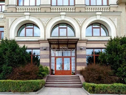 комерційна за адресою Київ, Петра Сагайдачного вул., 11